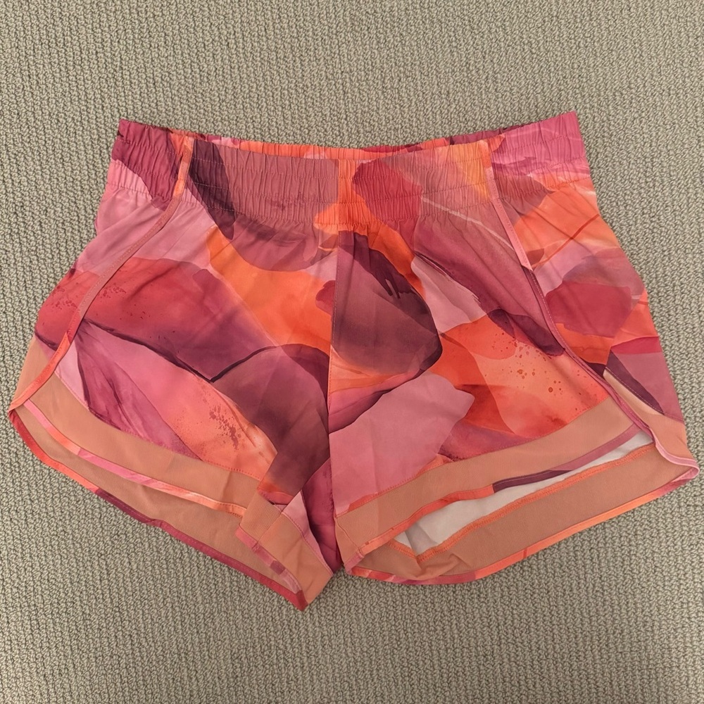 Athleta Printed Mesh Racer Run Short 4”